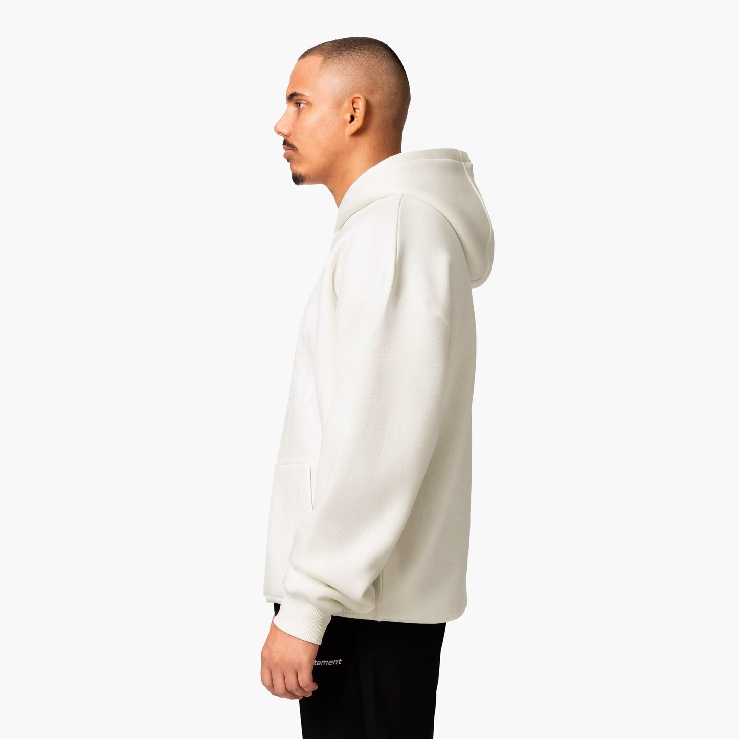 INITIAL HOODIE CREAM WHITE