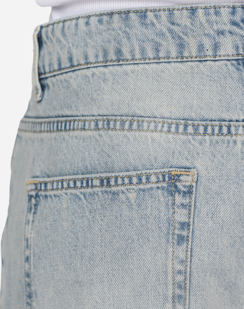 DENIM JEANS (LIGHT BLUE) STATEMENT