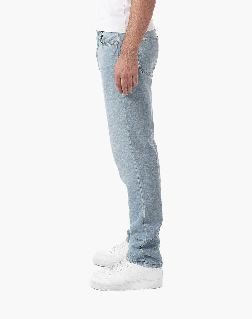 STRAIGHT FIT DENIM (LIGHT BLUE) STATEMENT
