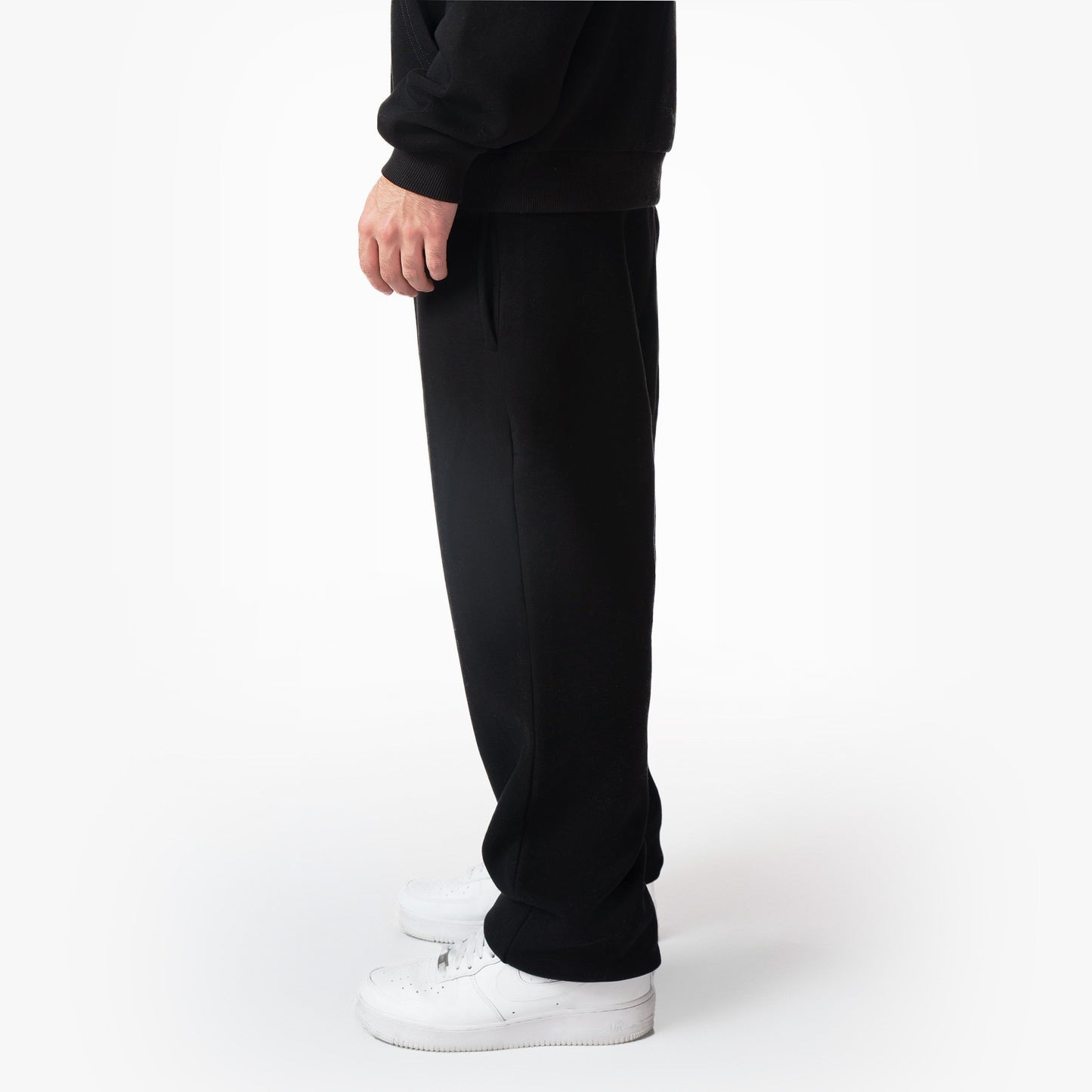 BASIC JOGGER BLACK