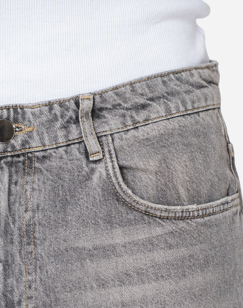 DENIM JEANS (GREY) STATEMENT