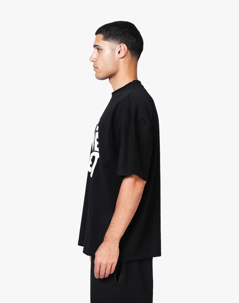 GROOVY TEE (BLACK) T-Shirt STATEMENT