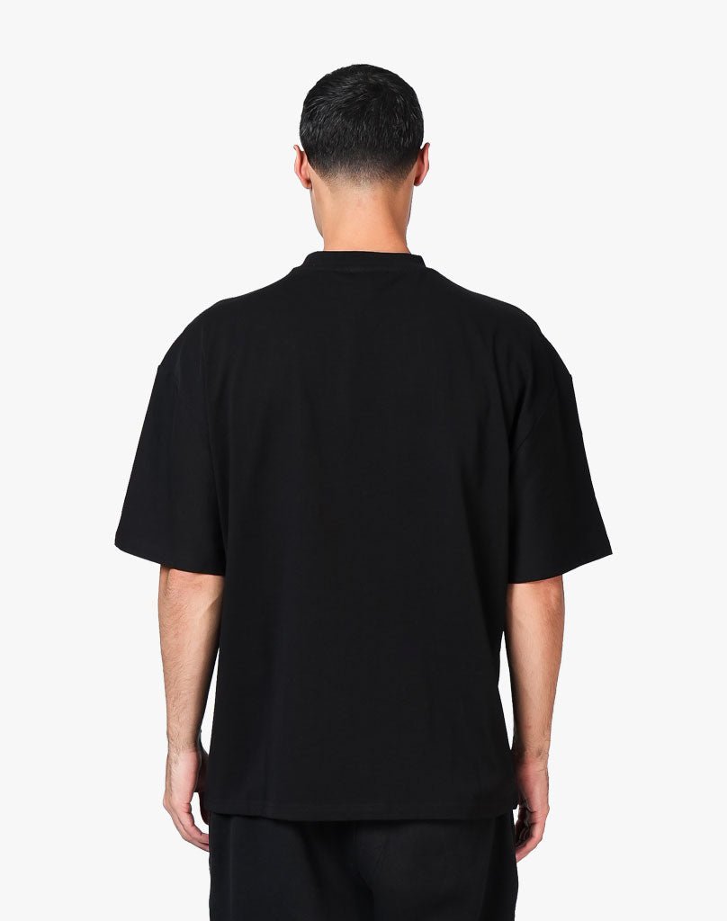 GROOVY TEE (BLACK) T-Shirt STATEMENT