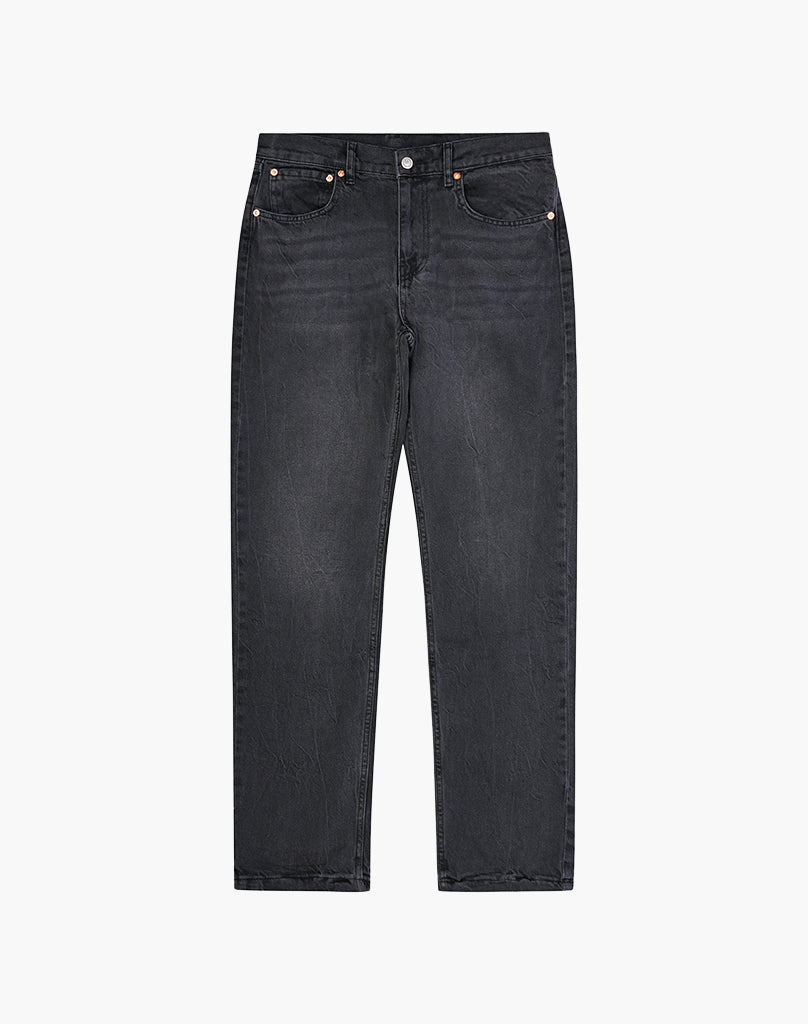 STRAIGHT FIT DENIM (BLACK) STATEMENT