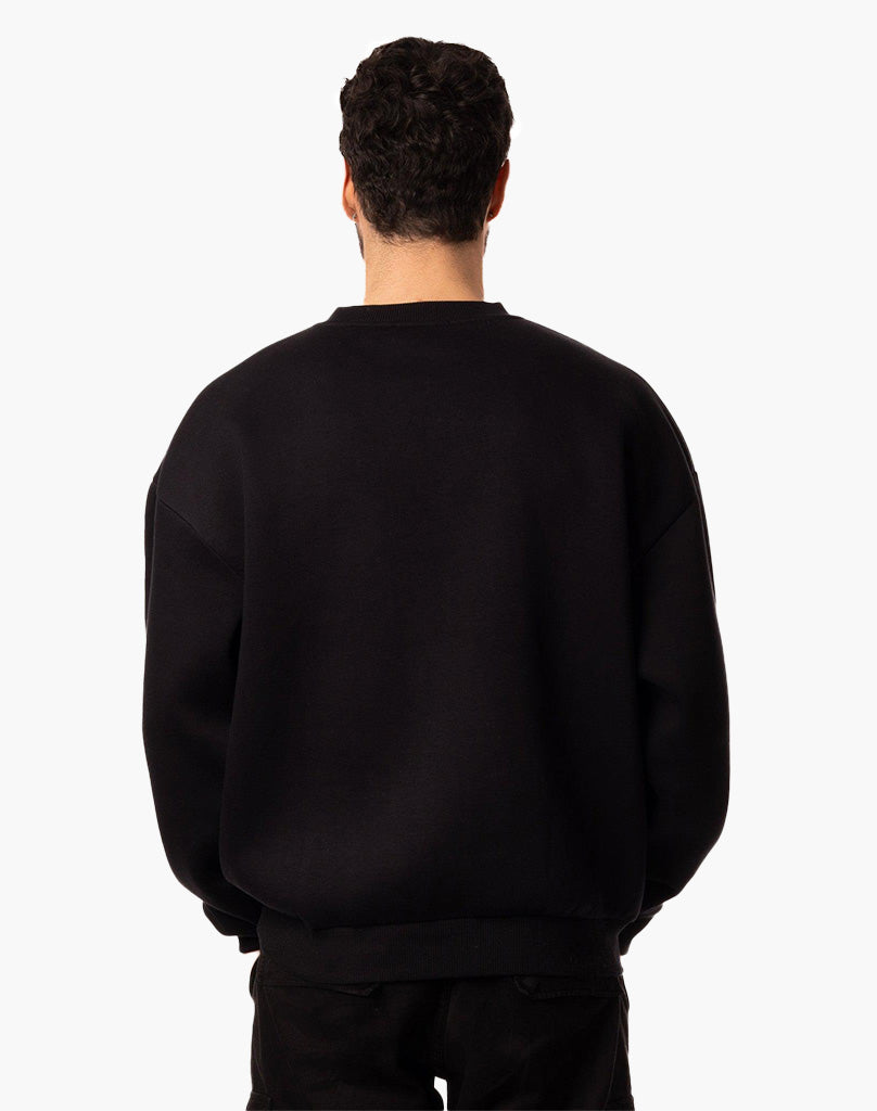 BASIC SWEATER (BLACK) STATEMENT