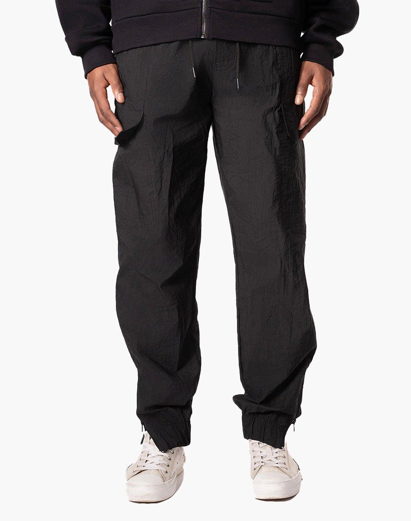 BLACK CARGOPANTS T-Shirt STATEMENT