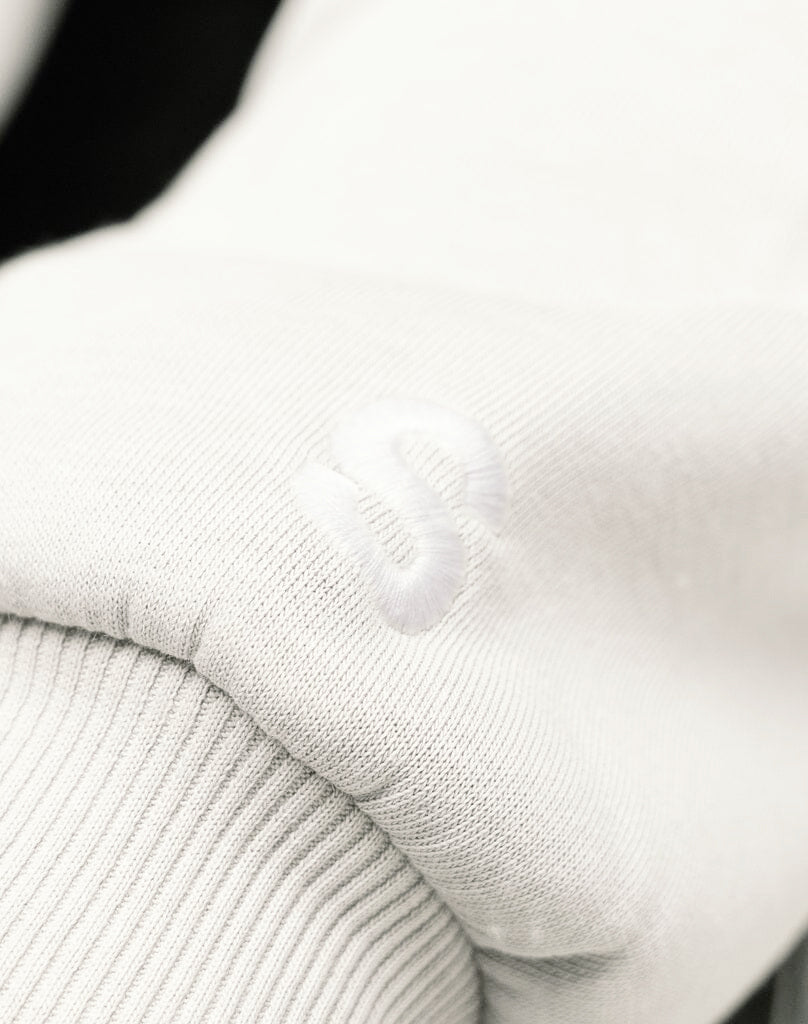 BASIC ZIP-HOODIE (CREAM WHITE) Zip-Hoodie STATEMENT