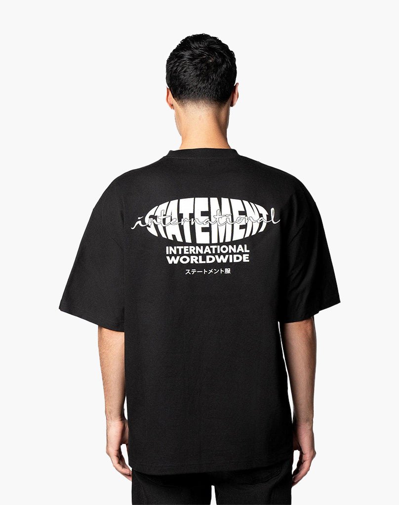 UNIVERSAL TEE (BLACK) STATEMENT