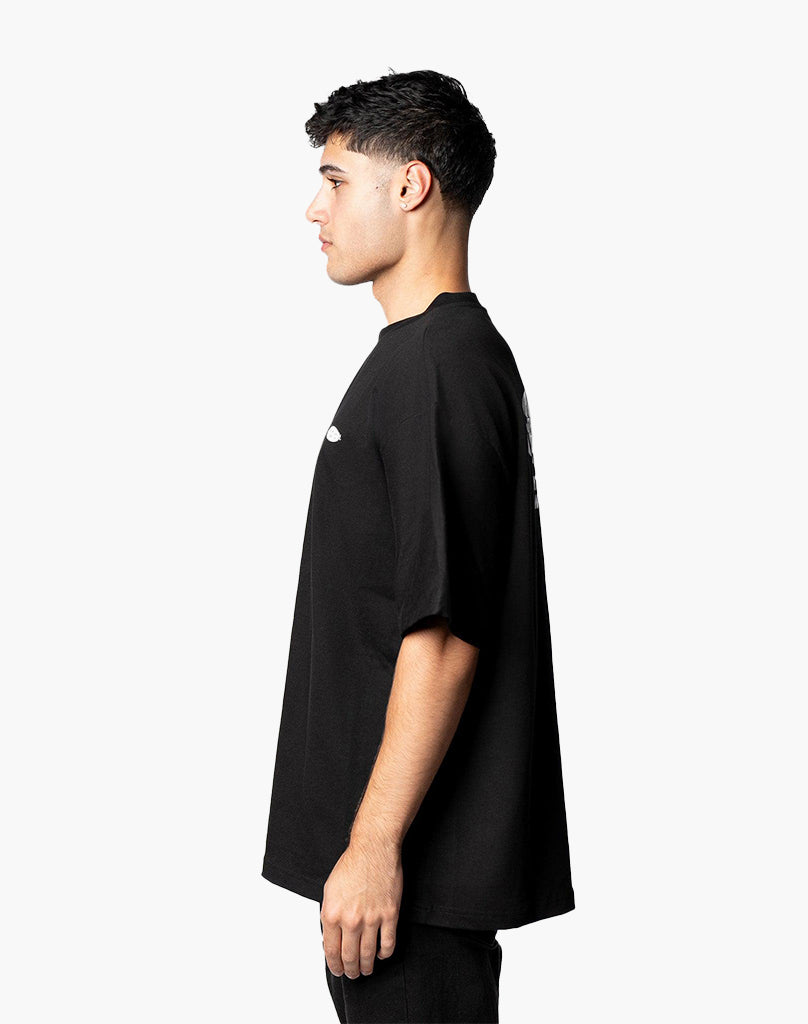 UNIVERSAL TEE (BLACK) STATEMENT