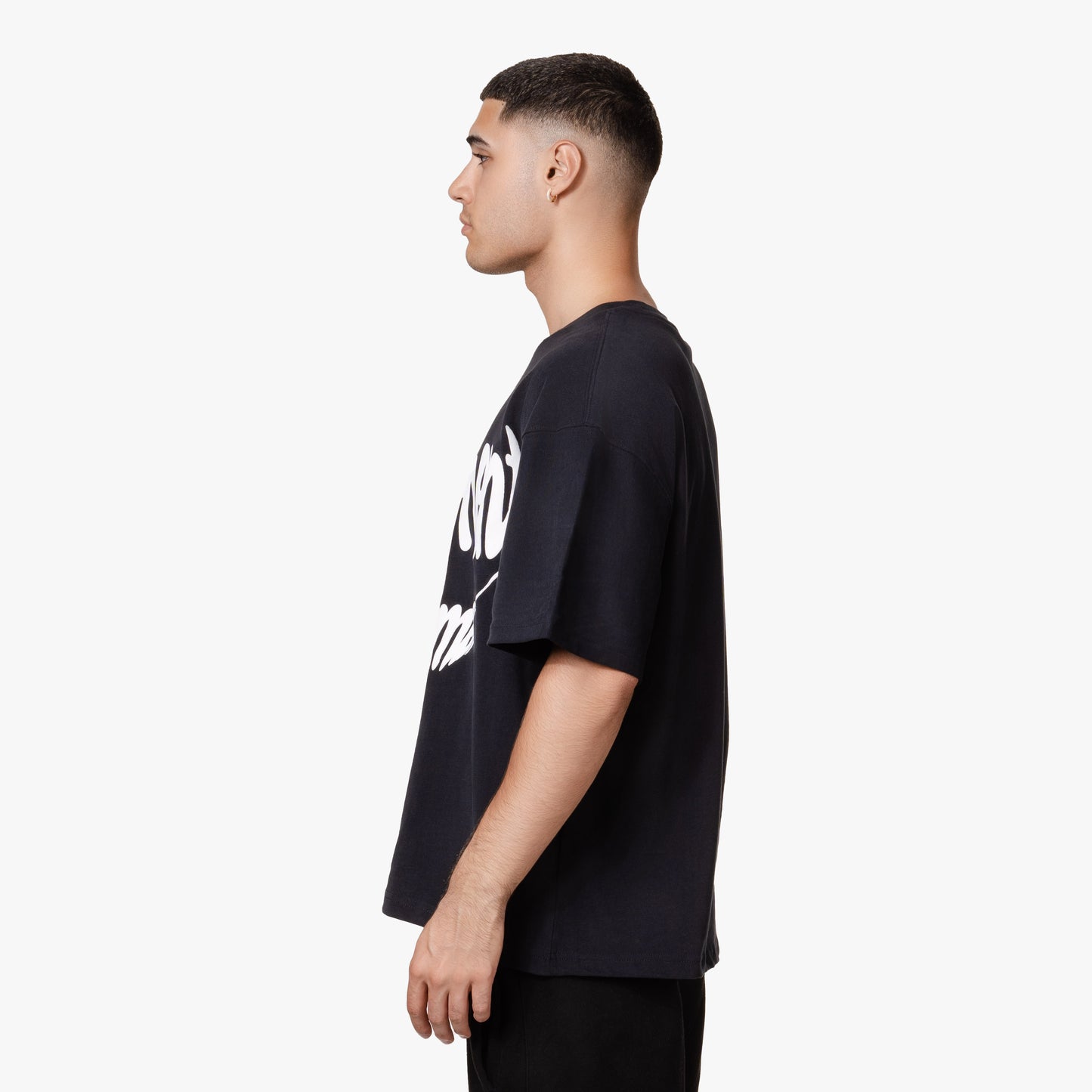 CHARM TEE BLACK