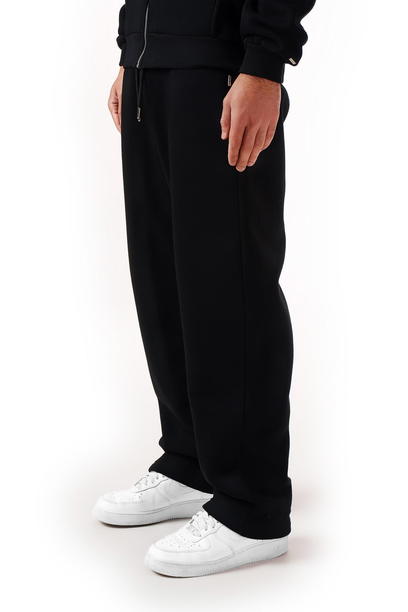 BASIC OPEN LEG JOGGER (BLACK)