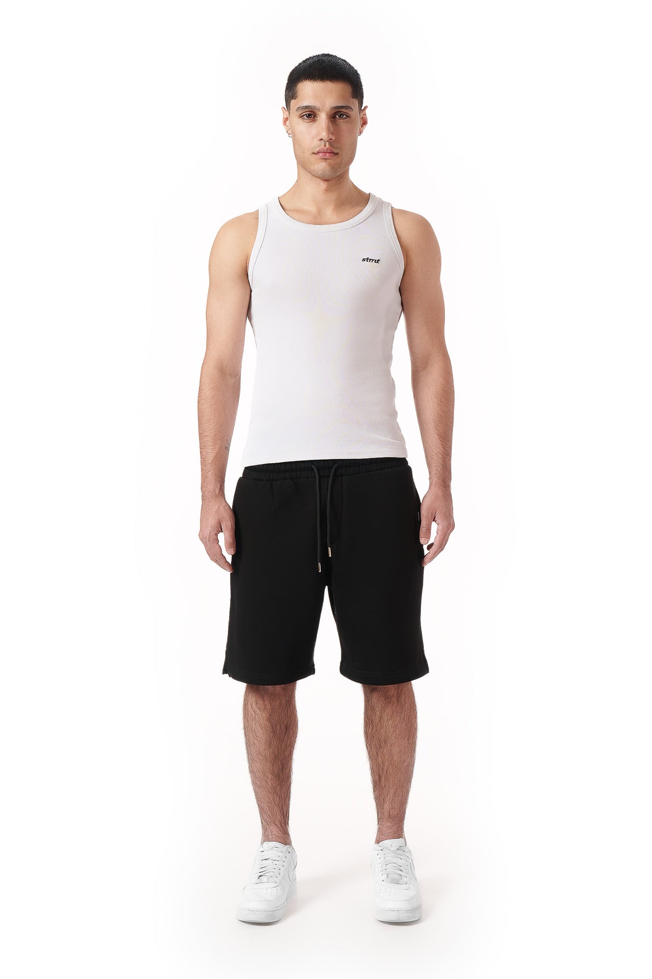 BASIC SHORTS (BLACK)