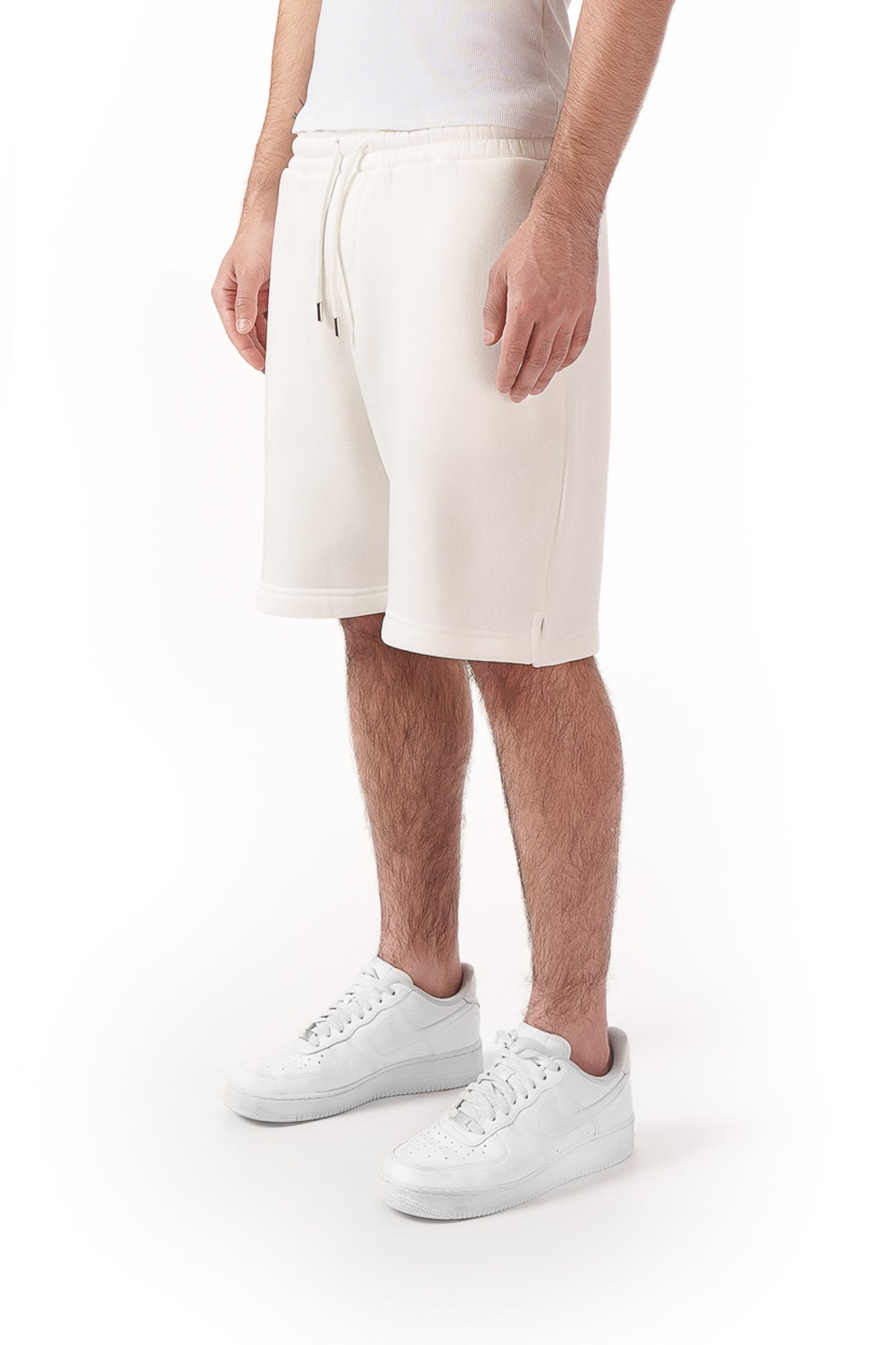 BASIC SHORTS (CREAM WHITE)