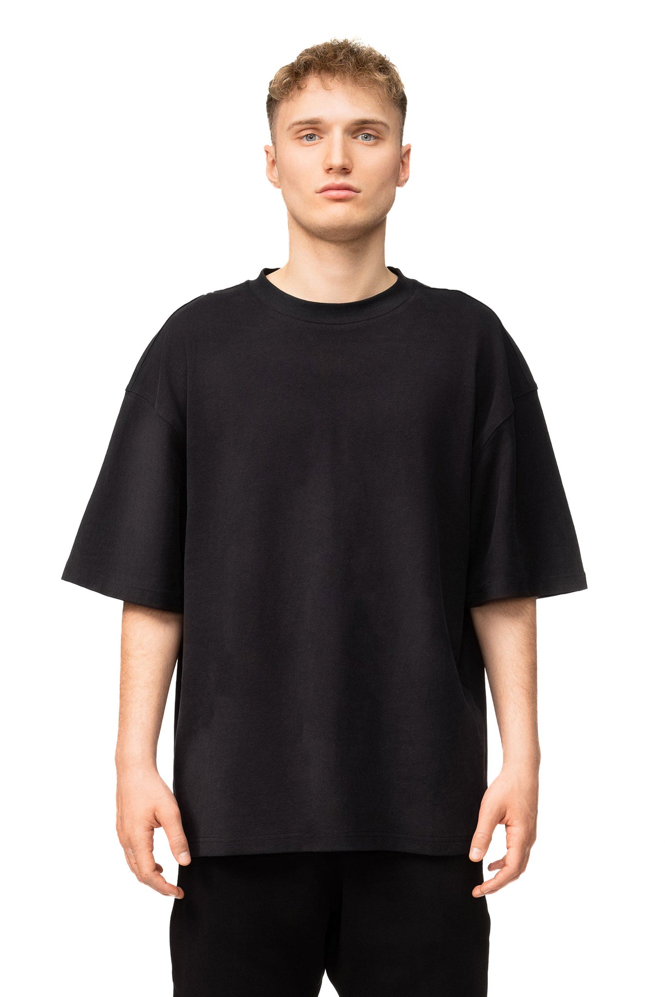 BASIC TEE (BLACK)