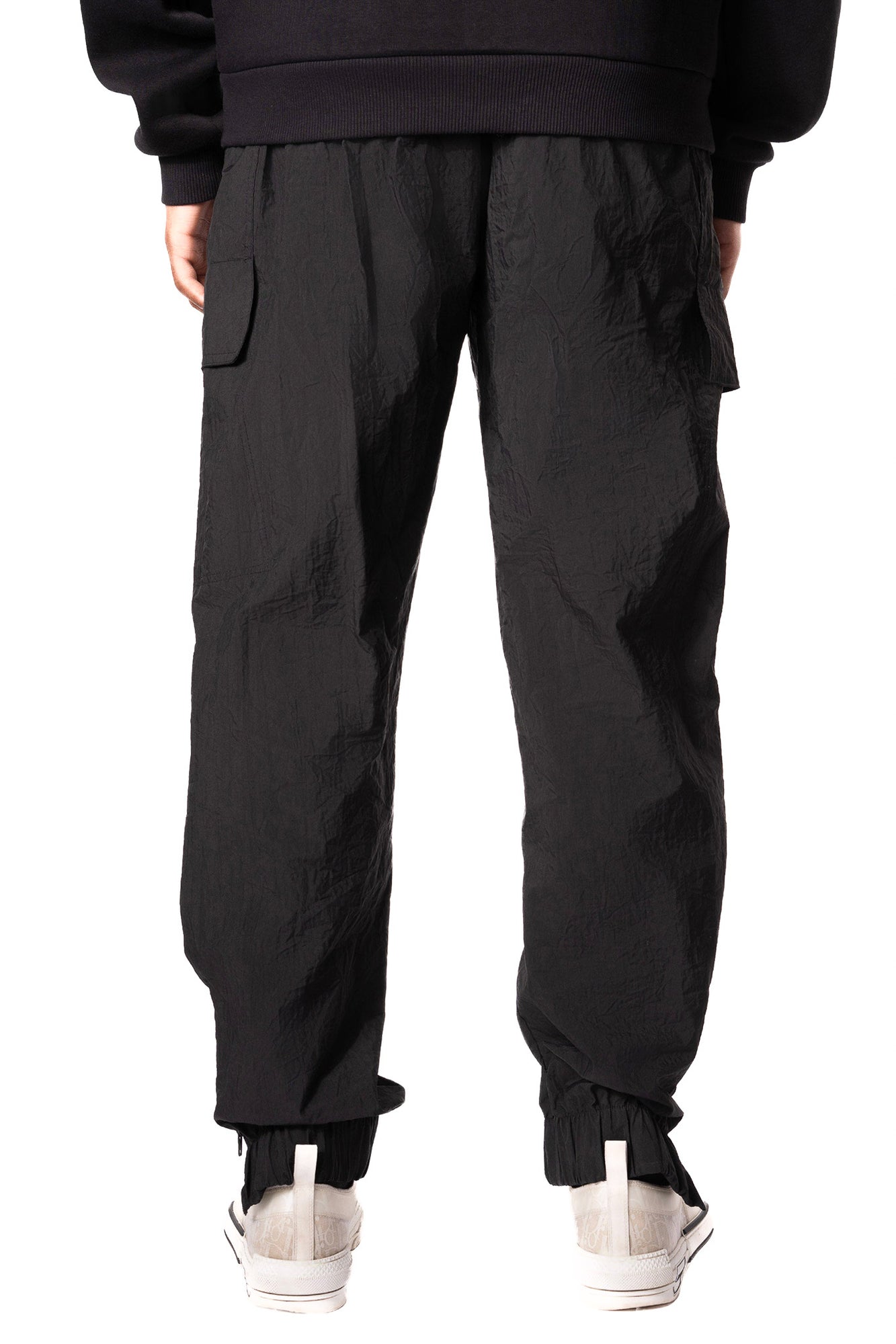 BLACK CARGOPANTS