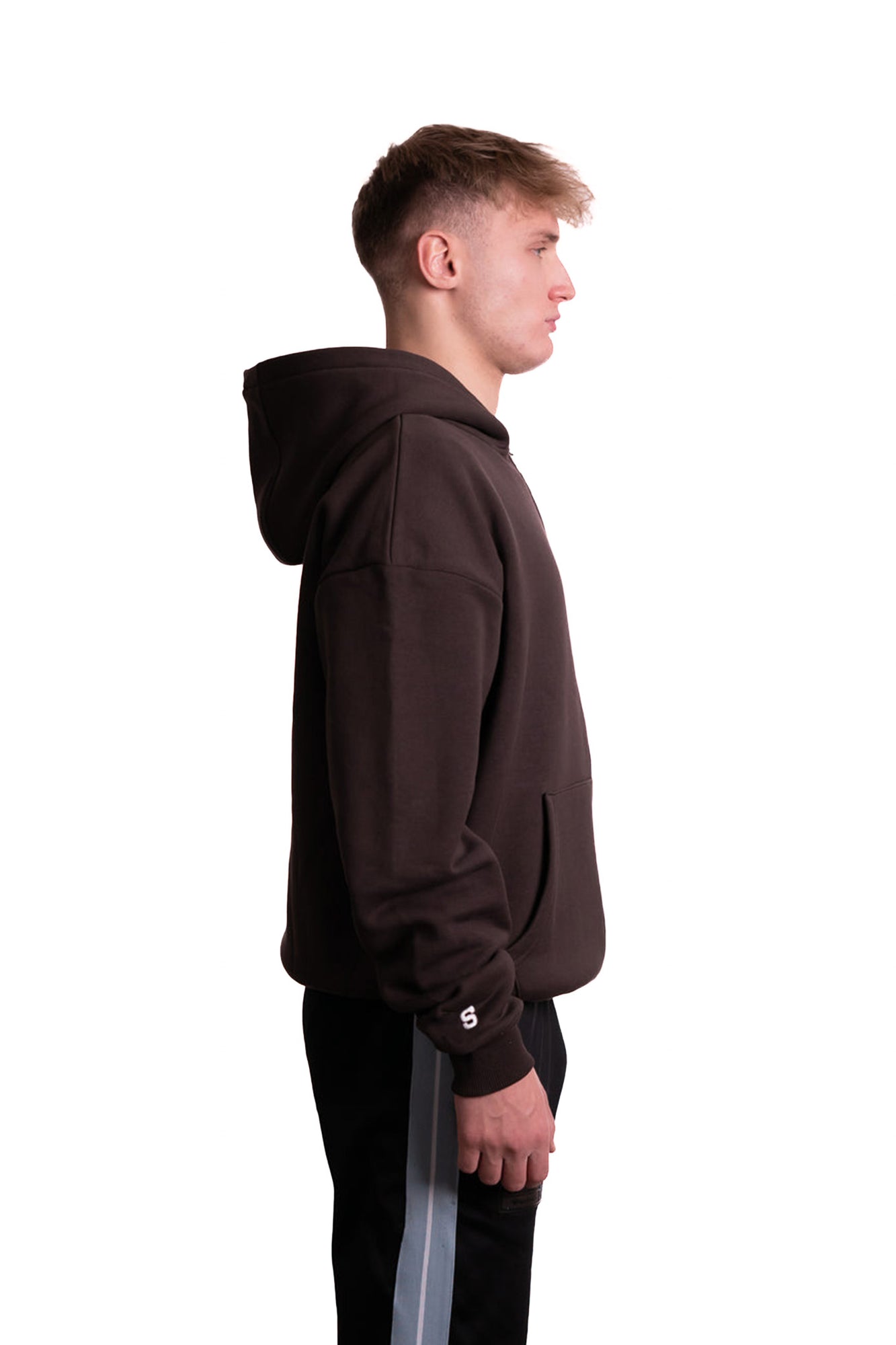 STATEMENT ZIP-HOODIE (BROWN) Zip-Hoodie STATEMENT