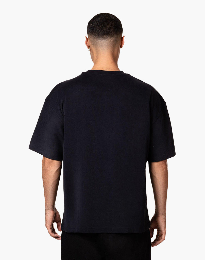 TWISTS TEE (BLACK) STATEMENT