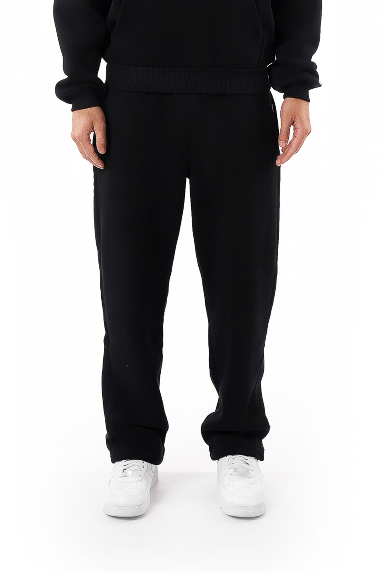 BASIC OPEN LEG JOGGER (BLACK)