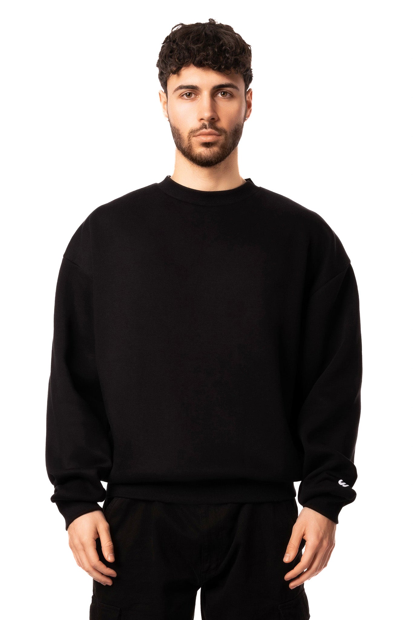 BASIC SWEATER (BLACK)